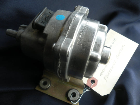 Volvo Pre-owned Condition Manifold Pressure Sensor BOSCH 0280100015 Fit 1800 - Fuel Injection Products
