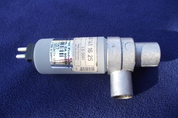 Mercedes pre-owned Idle Air Control Valve M-B 0001411625 VDO 408.202/010/001 - Fuel Injection Products